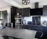 property_image_69e40658838e06.39078706.webp